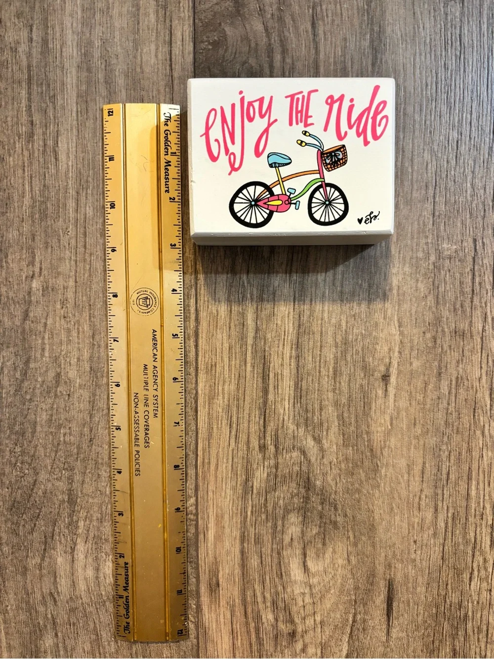 Wall Art Set, Pineapple Bicycle Stripes